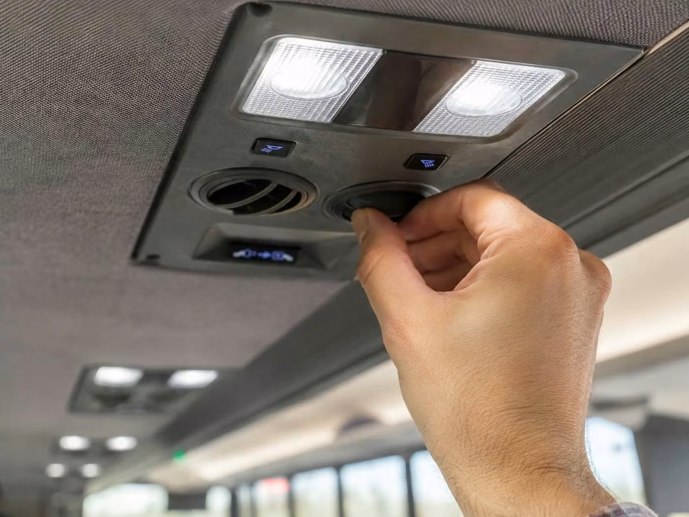 crown point 15 passenger minibus air conditioning