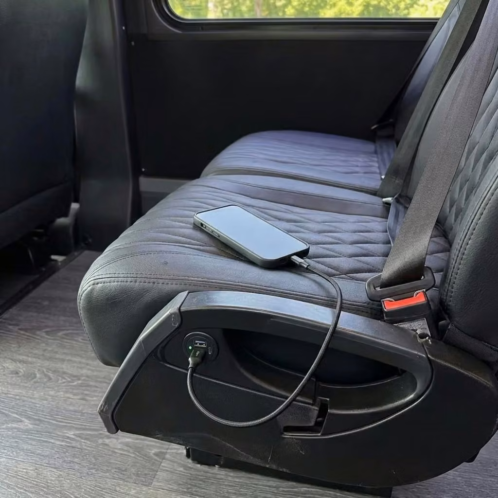 crown point 20 passenger minibus usb charging