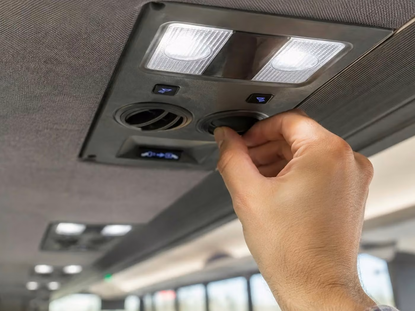 crown point 30 passenger minibus air conditioning