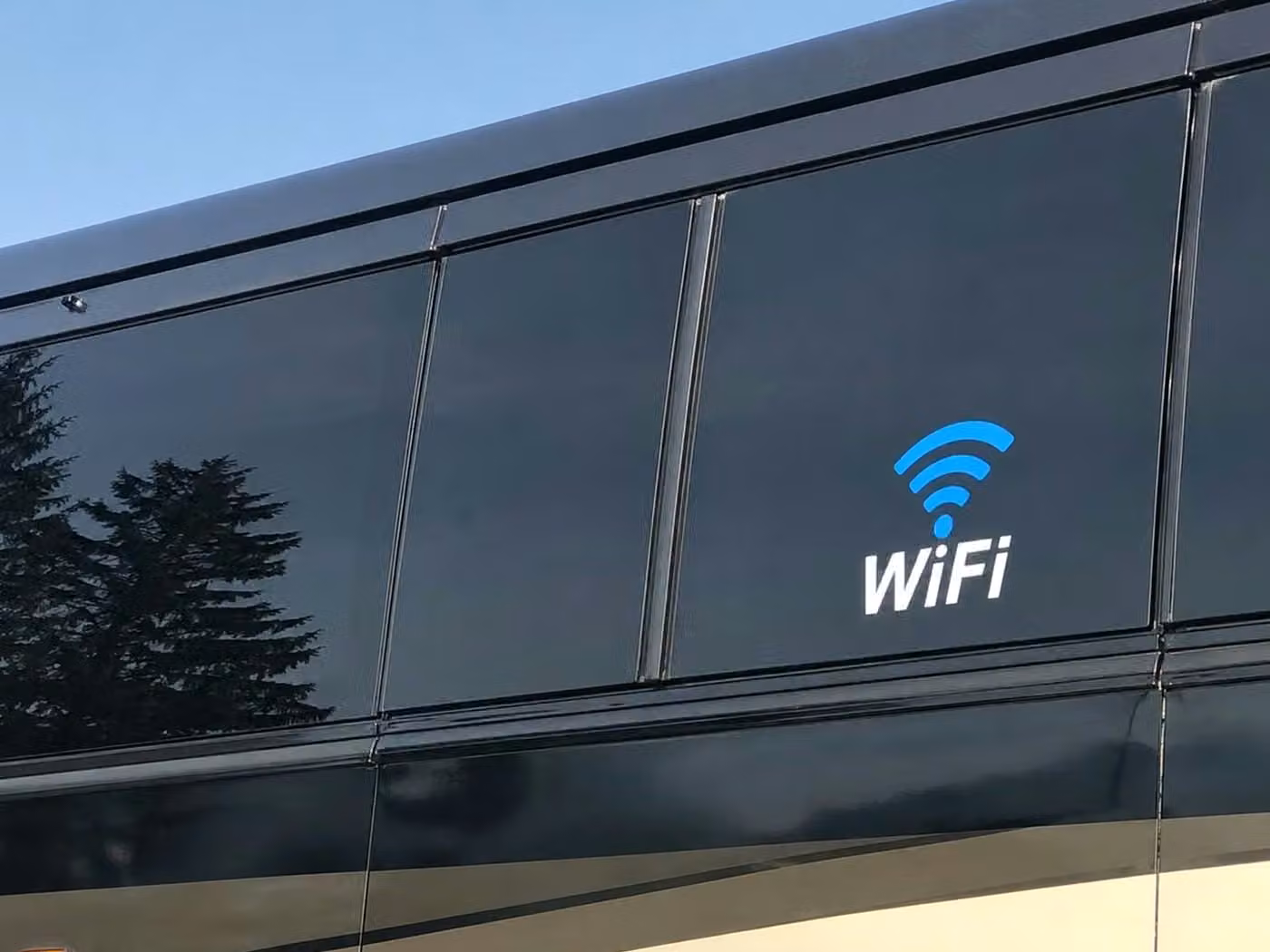 crown point 56 passenger charter bus wifi