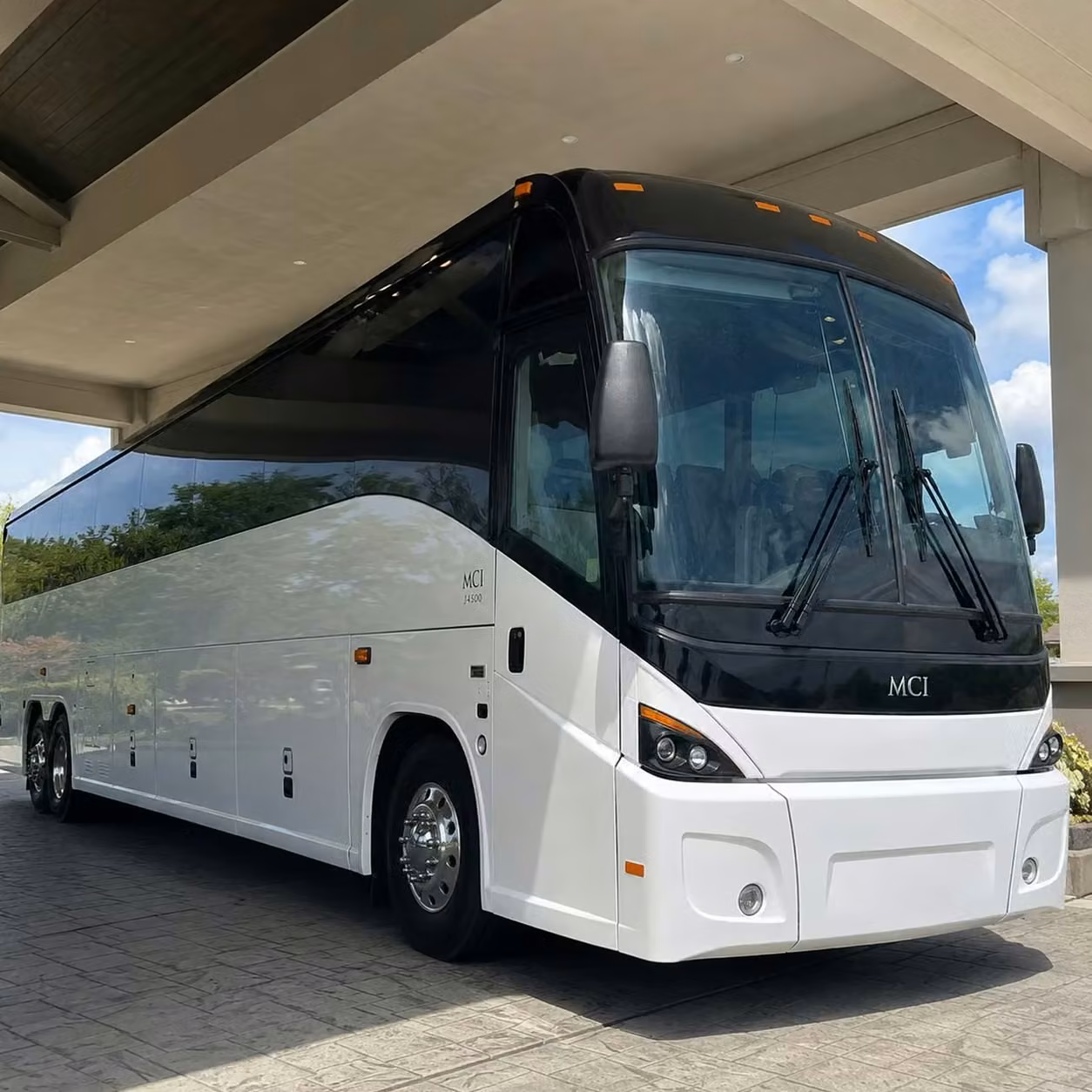 crown point private bus rentals for military reunions